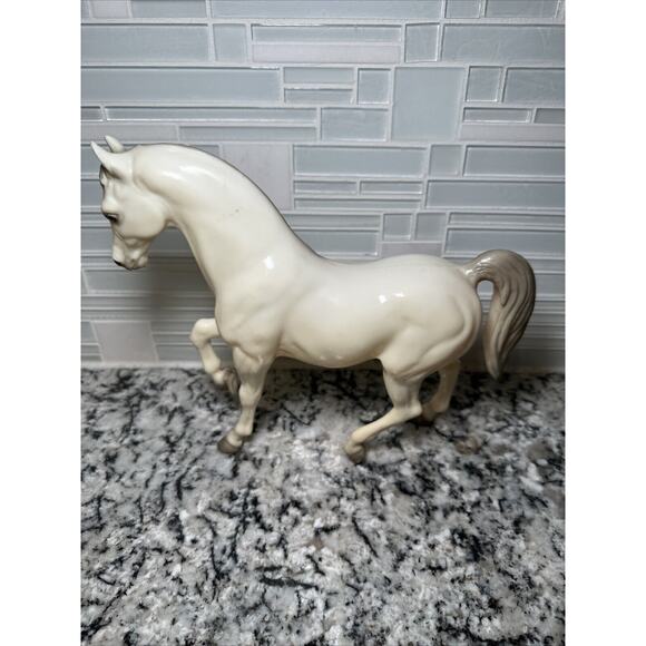 Breyer Prince, Pride and Joy Arabian Family - Picture 3 of 16